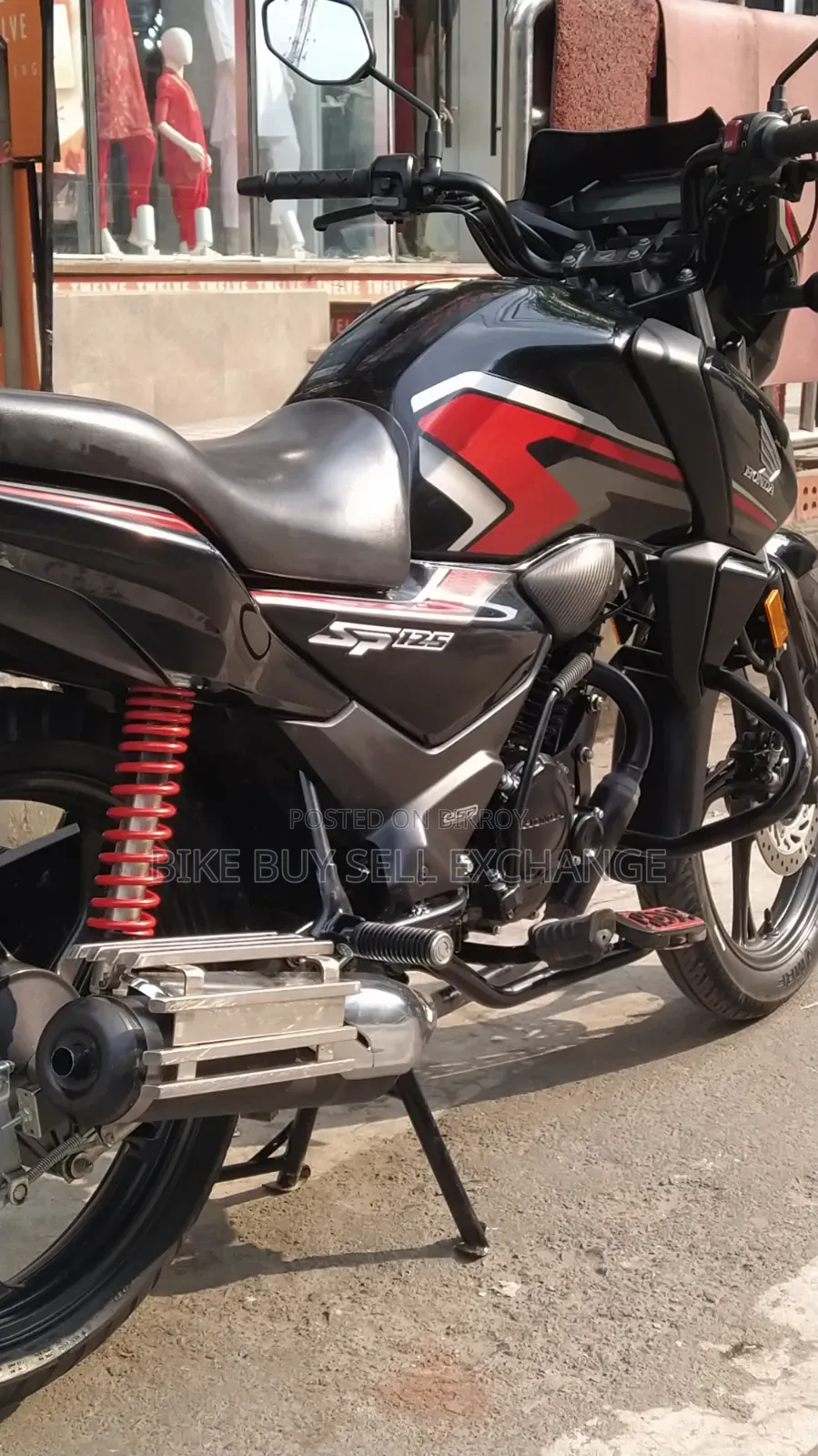 হোন্ডা এসপি ১২৫ ২০২৫ ব্ল্যাক