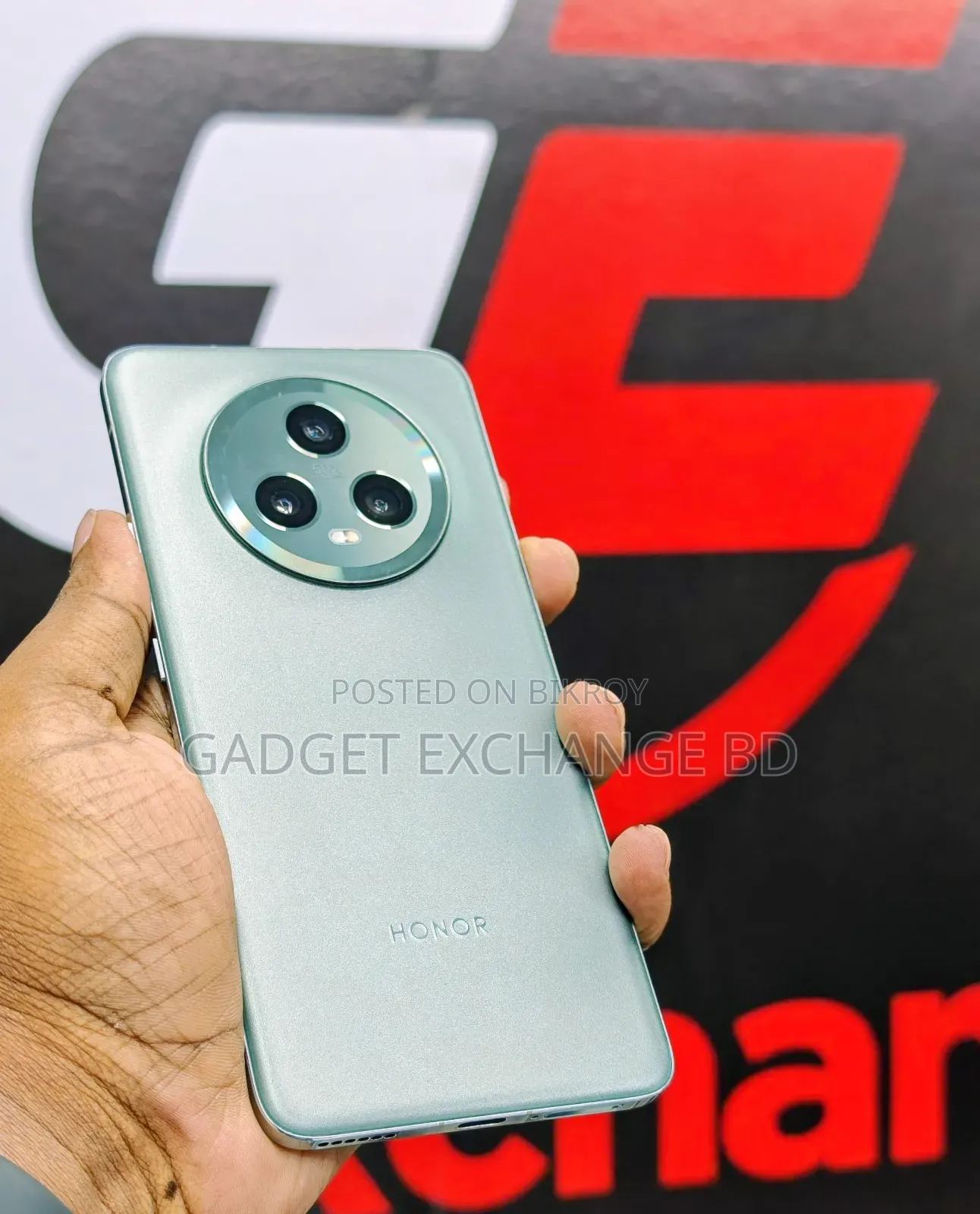 অনার ম্যাজিক৫ ৫১২ জিবি