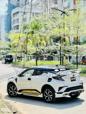 Toyota C-HR 2018 Pearl