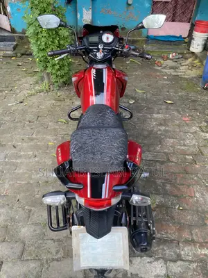 TVS Apache RTR 160 2V 2021 Red