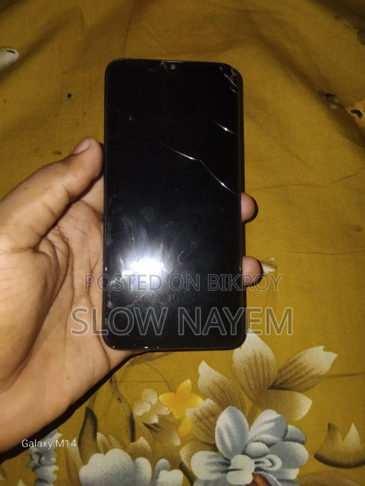 স্যামসাং গ্যালাক্সি এ২০ ৬৪ জিবি গোল্ড