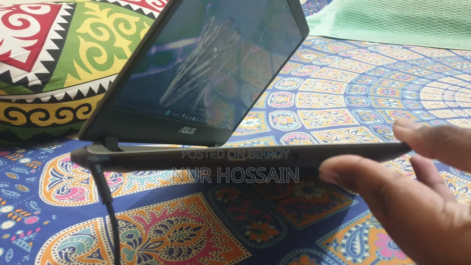 ল্যাপটপ আসুস ৪জিবি ইন্টেল সেলেরন এসএসডি ৫১২জিবি