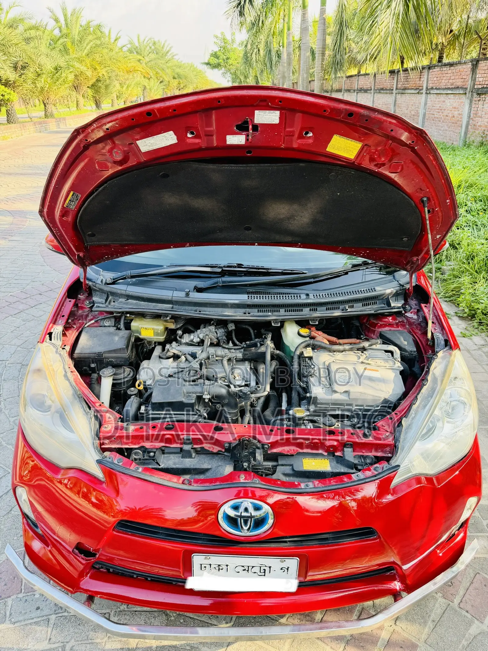 Toyota Aqua 2013 Red