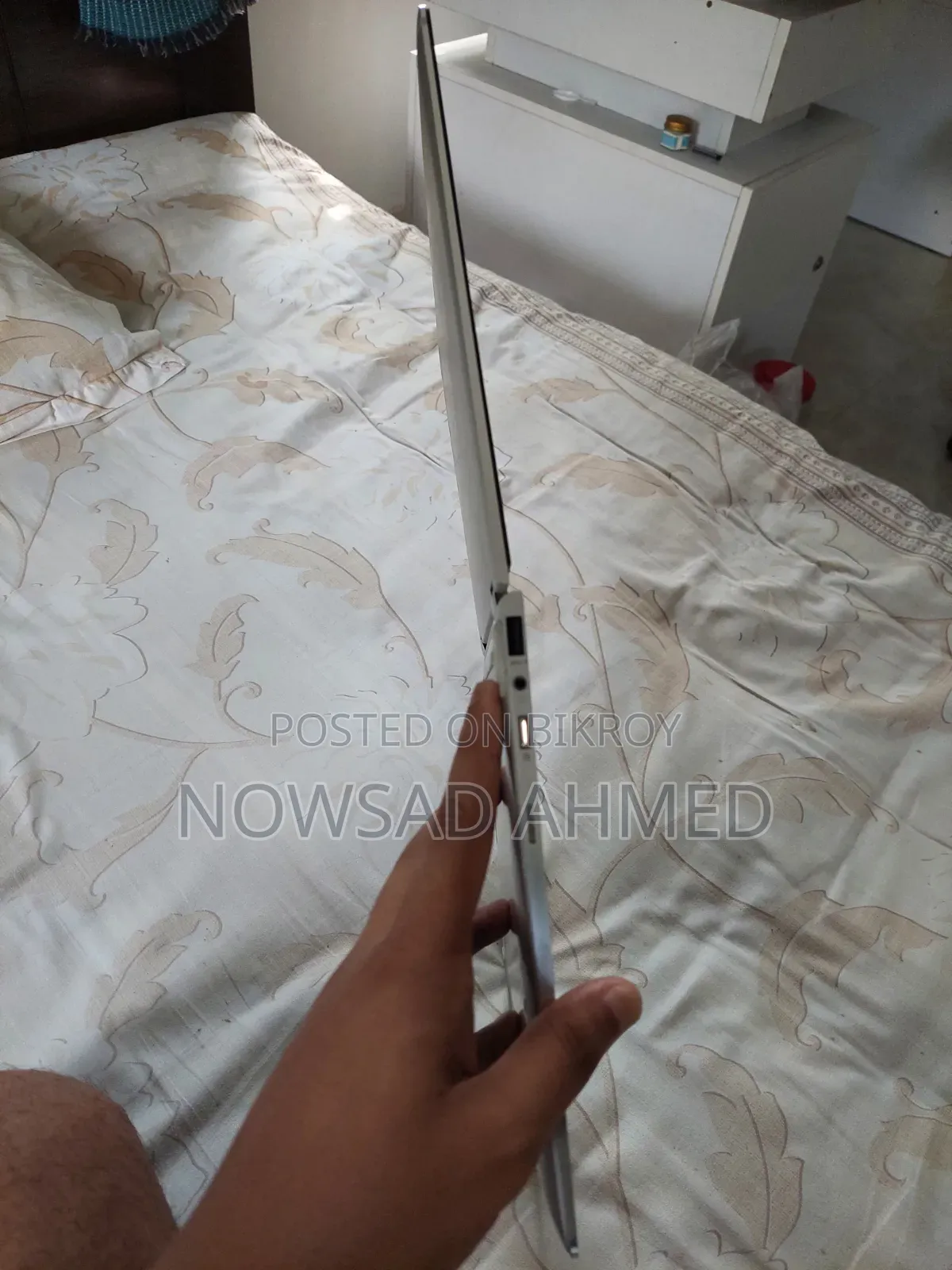 ল্যাপটপ এইচপি এলিটবুক ১০৩০ ৮ জিবি ইন্টেল কোর আই ৫ এসএসডি ৫১২ জিবি