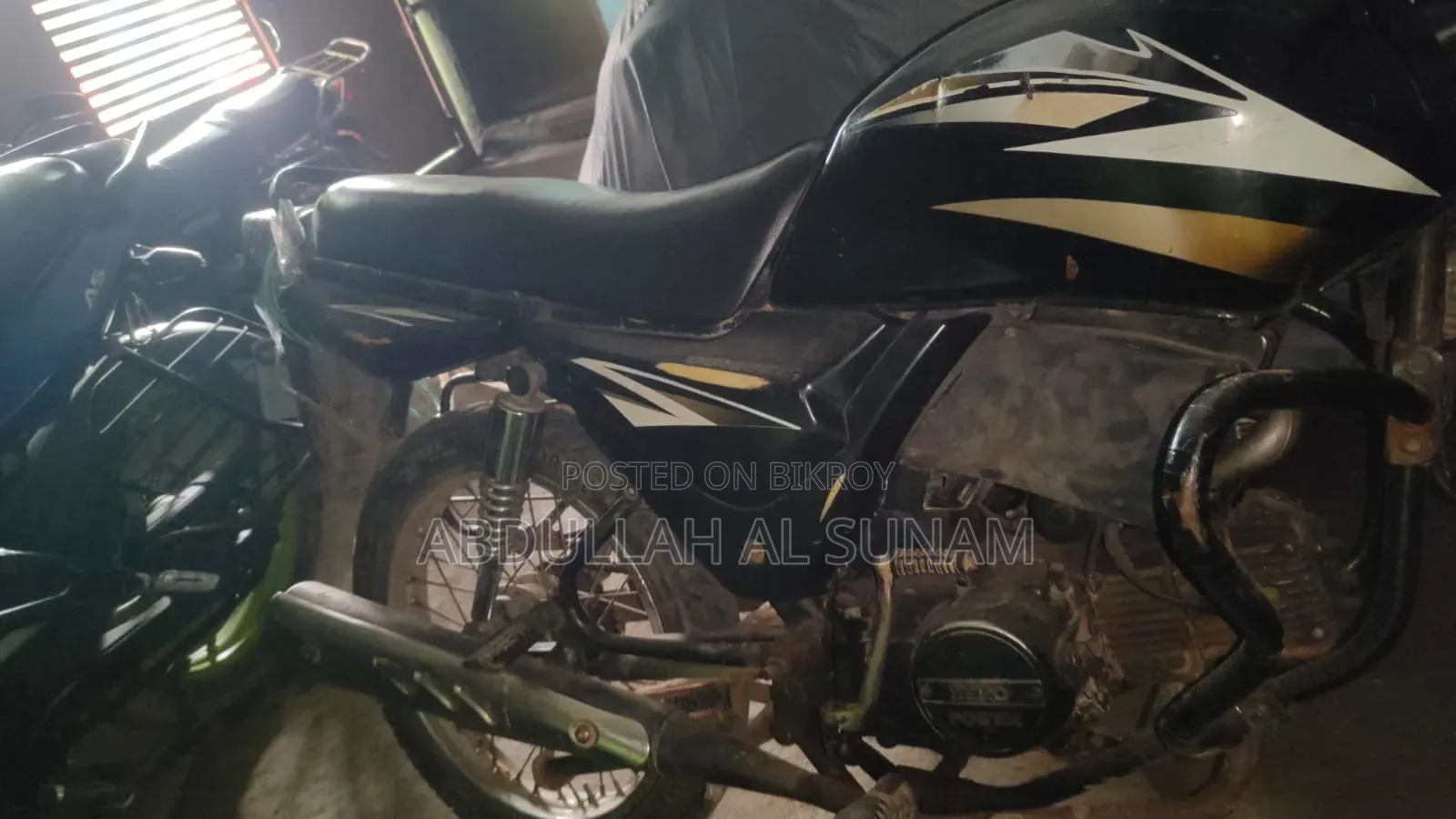 হিরো ২০১০ ব্ল্যাক