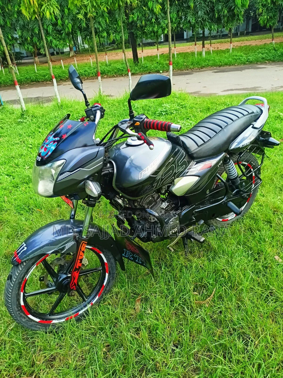 টিভিএস ২০১৫ গ্রে