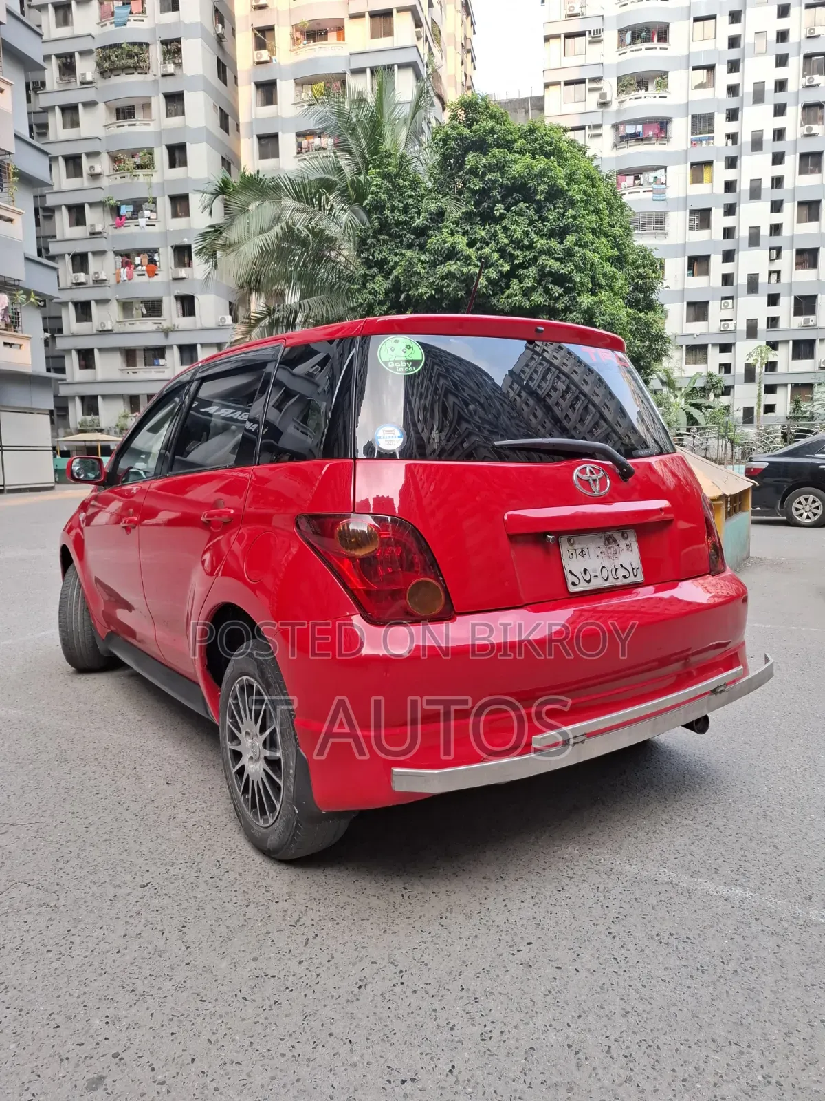 Toyota IST 2005 Red