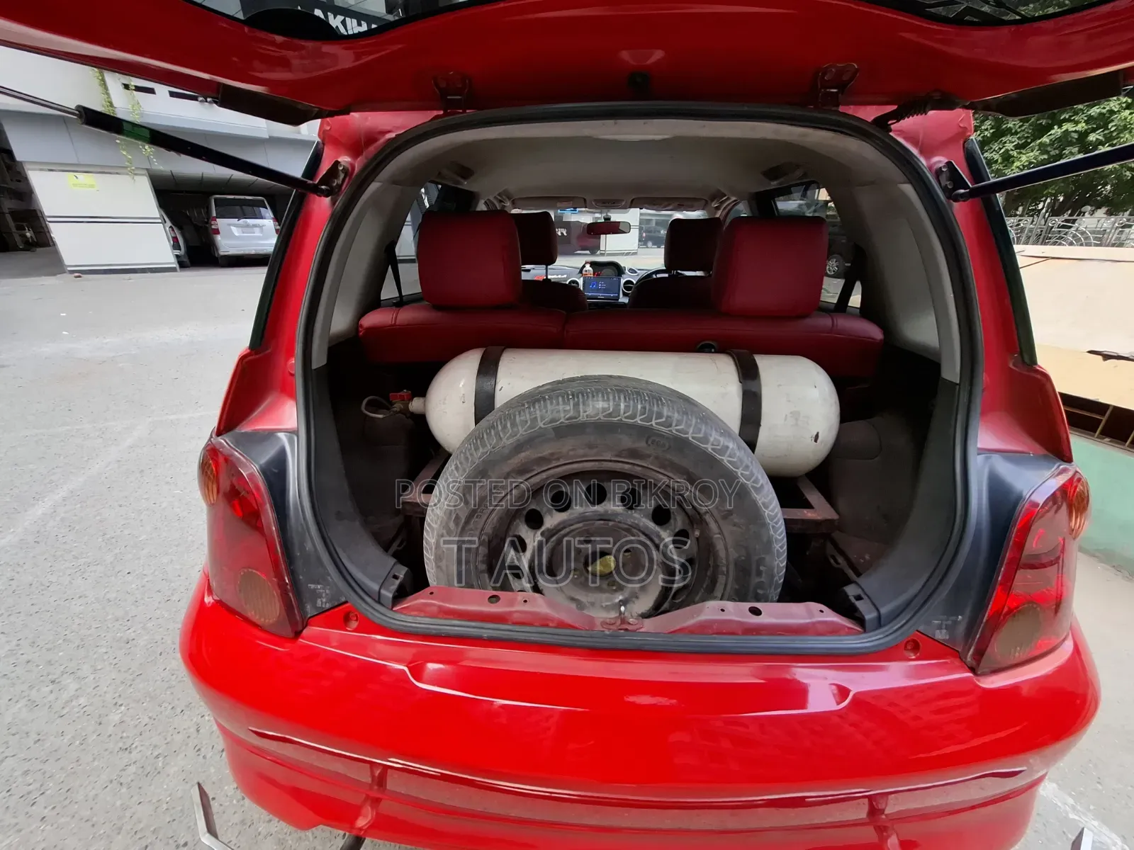 Toyota IST 2005 Red