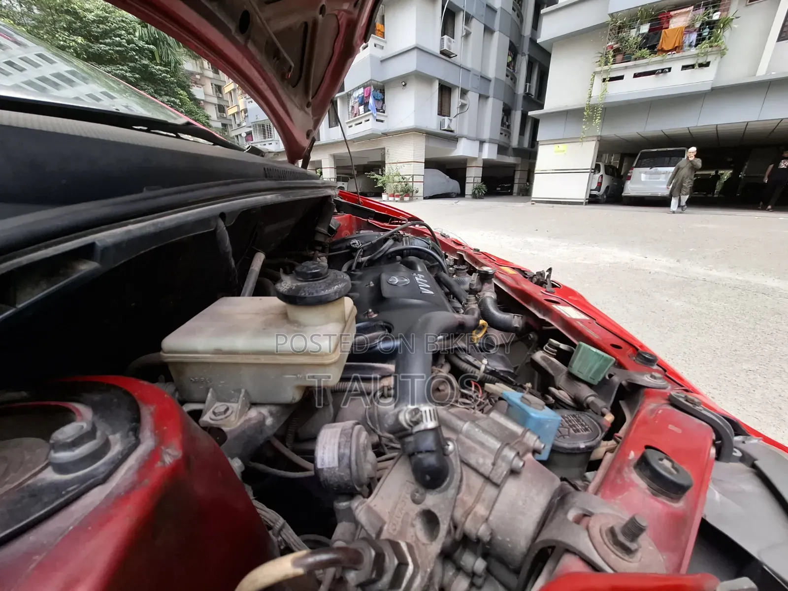 Toyota IST 2005 Red