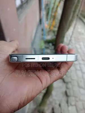 W&O X25 Ultra 64 GB White