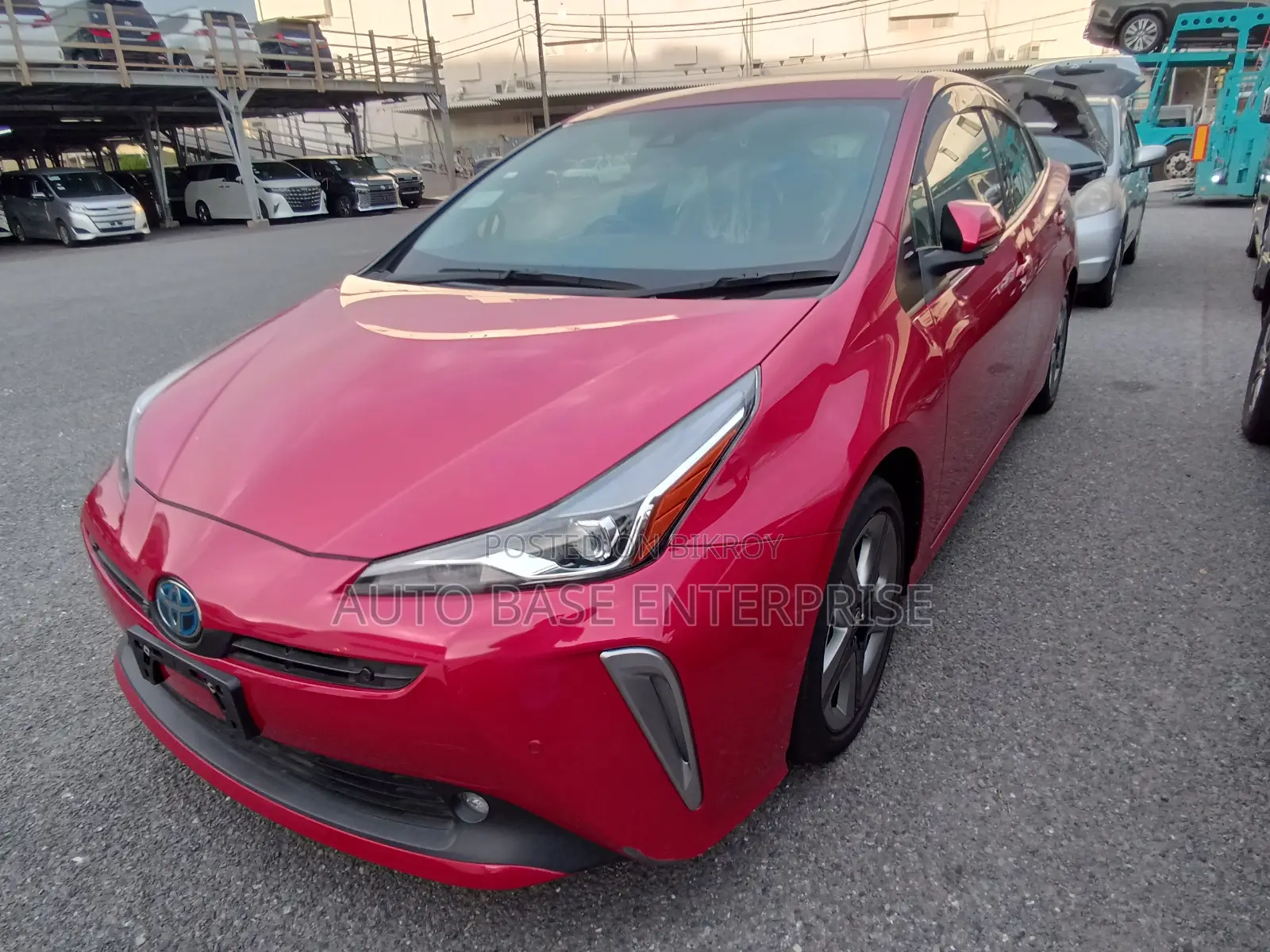 Toyota Prius 2021 Red