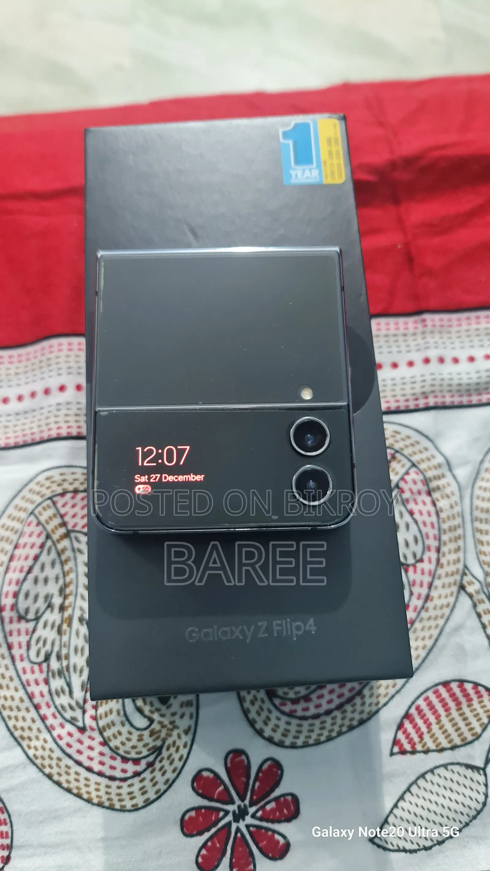 Samsung Galaxy Z Flip4 256 GB Graphite