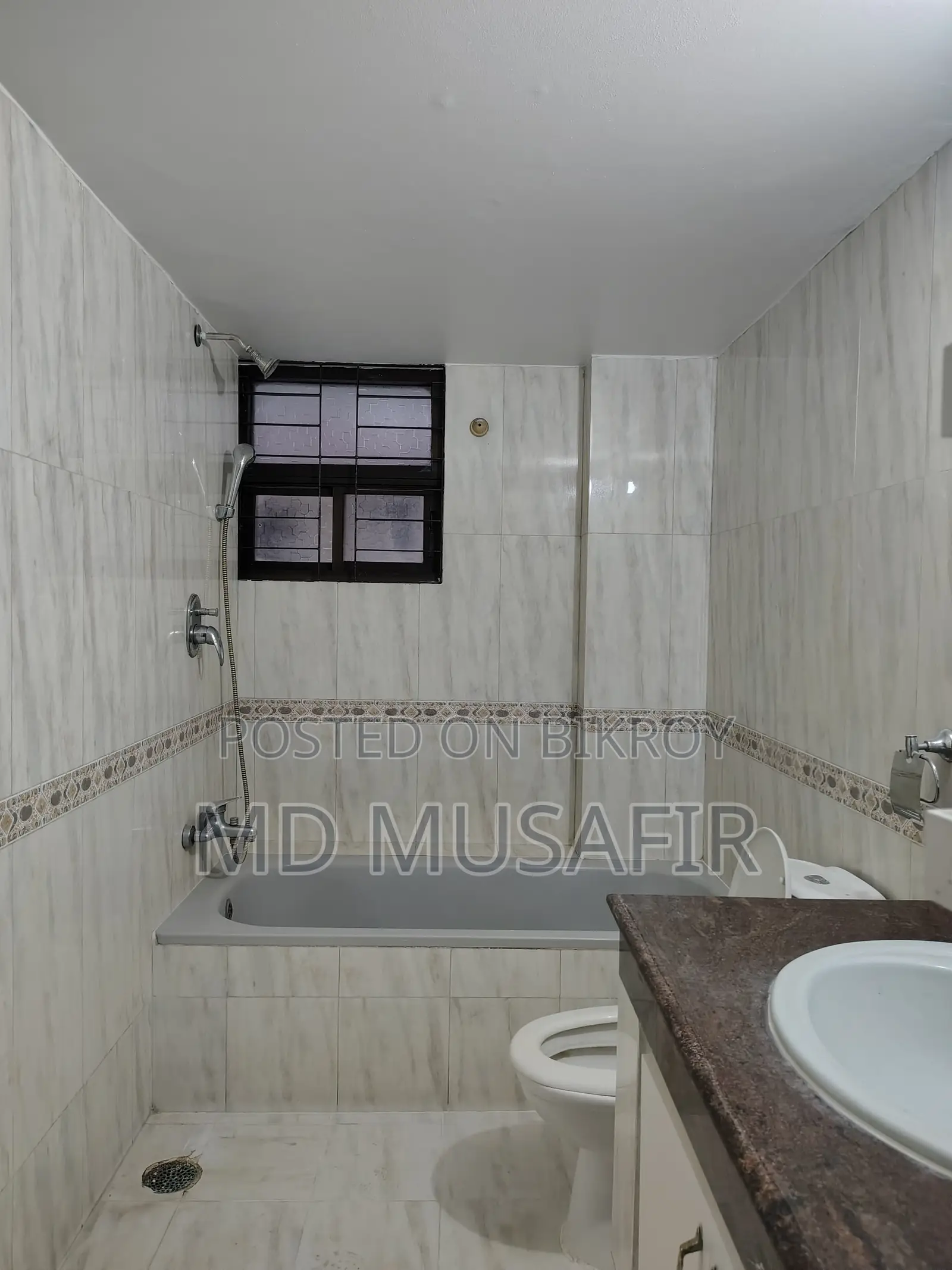 Furnished 4-bedroom Apartment in Gulshan for sale
