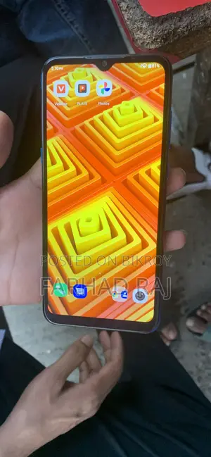 Symphony Z18 32 GB Blue