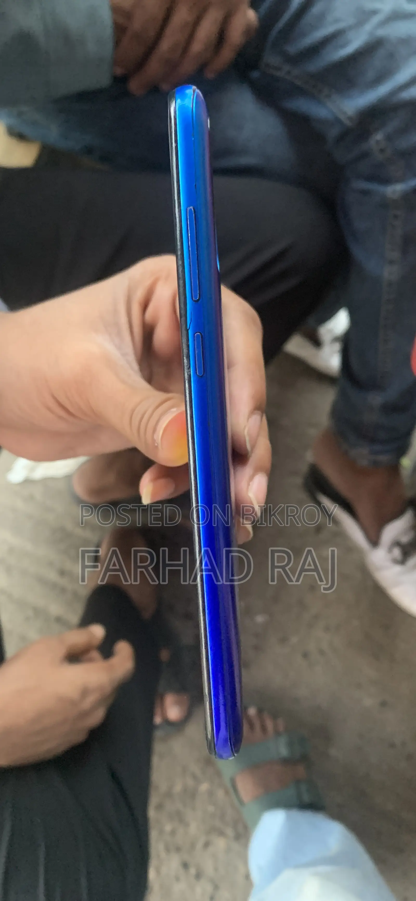 Symphony Z18 32 GB Blue