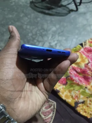 মোটরোহলা মোটো জি৮৬ ৫জি ২৫৬ জিবি নীল