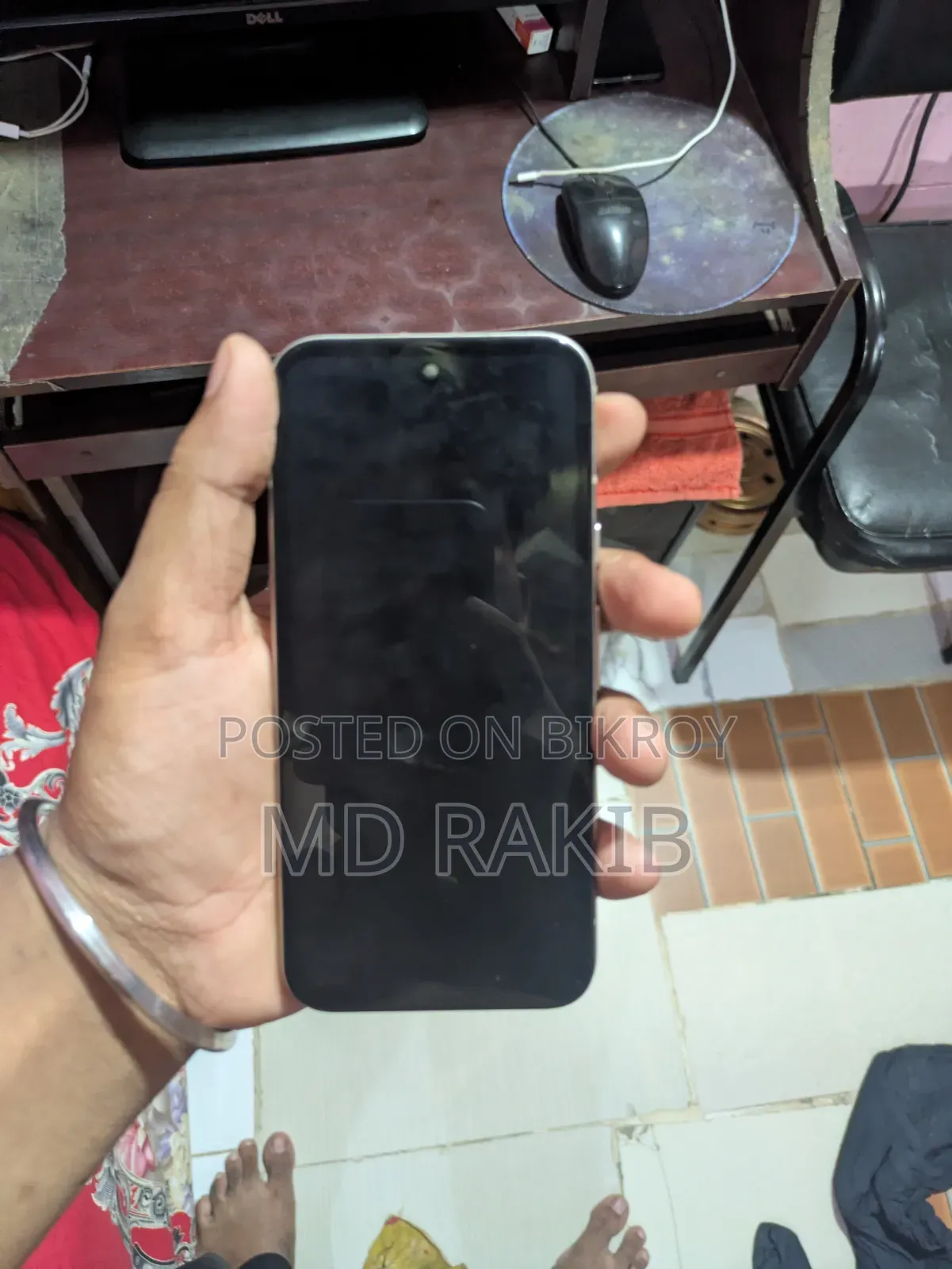 Google Pixel পুরানো ডিসপ্লে। ফিঙ্গারপ্রিন্ট কাজ করে