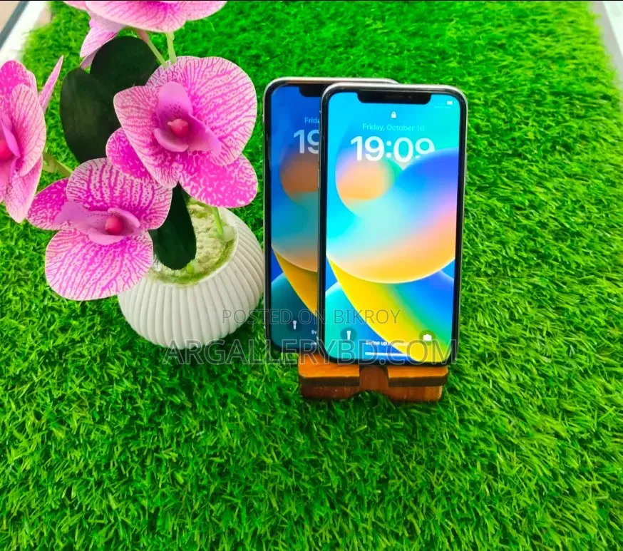 অ্যাপল আইফোন এক্স ৬৪ জিবি হোয়াইট
