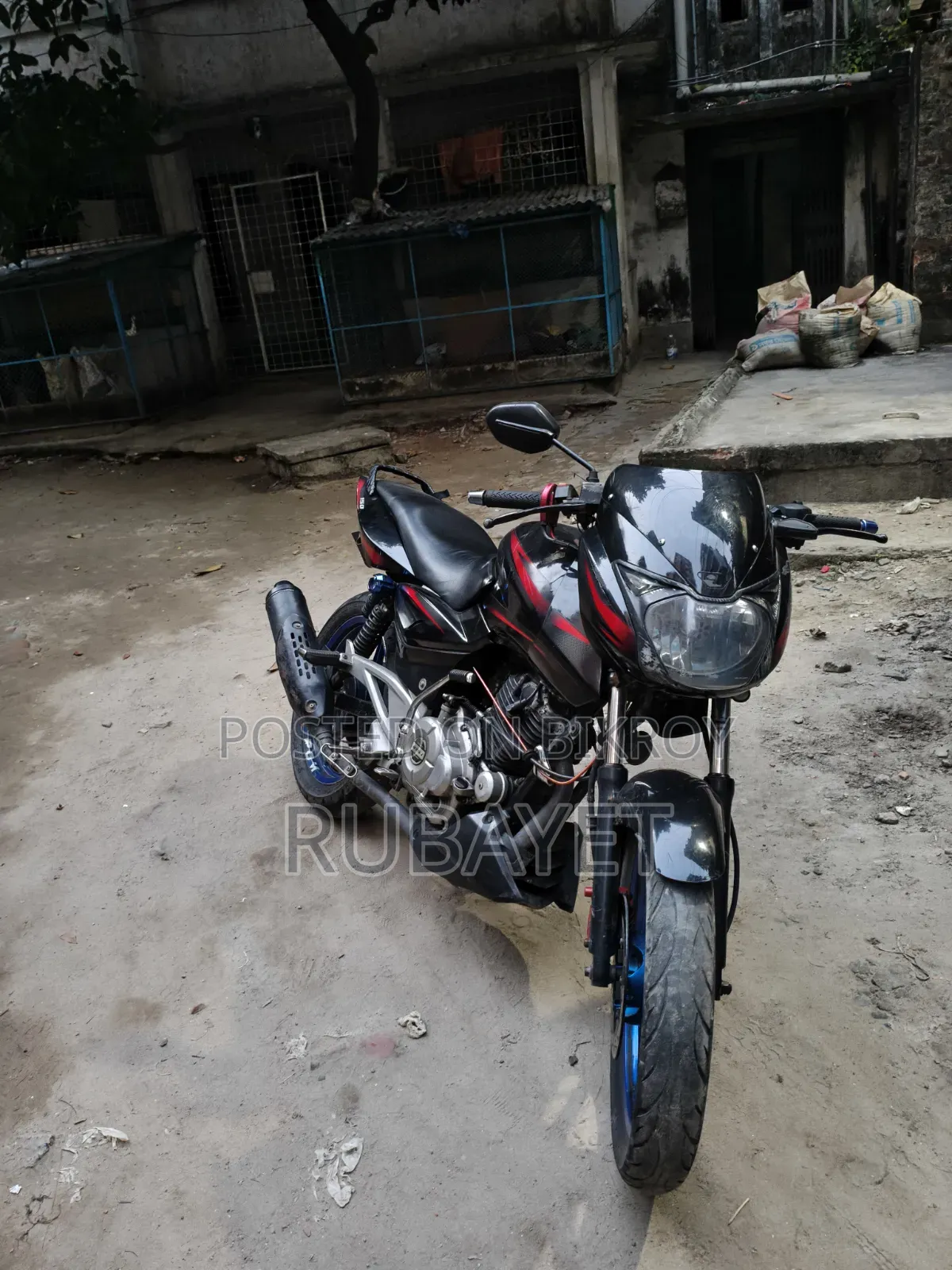 বাজাজ পালসার ১৫০ ২০১৫ ব্ল্যাক