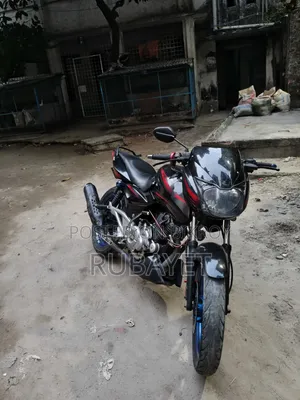 বাজাজ পালসার ১৫০ ২০১৫ ব্ল্যাক