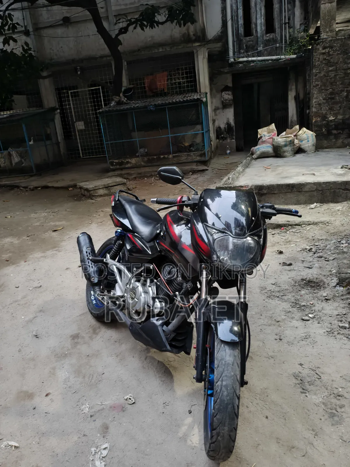 বাজাজ পালসার ১৫০ ২০১৫ ব্ল্যাক