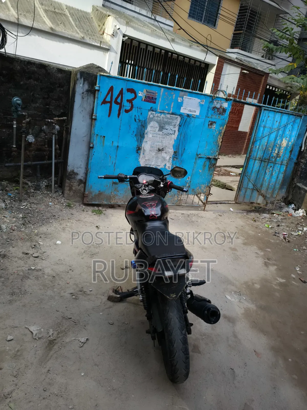 বাজাজ পালসার ১৫০ ২০১৫ ব্ল্যাক