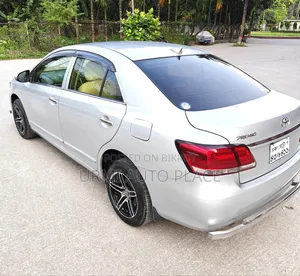 Toyota Premio 2016 Silver