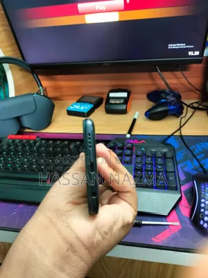 রিয়েলমি ৬ ১২৮ জিবি কালো