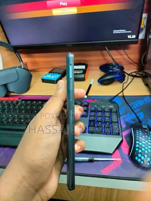 রিয়েলমি ৬ ১২৮ জিবি কালো