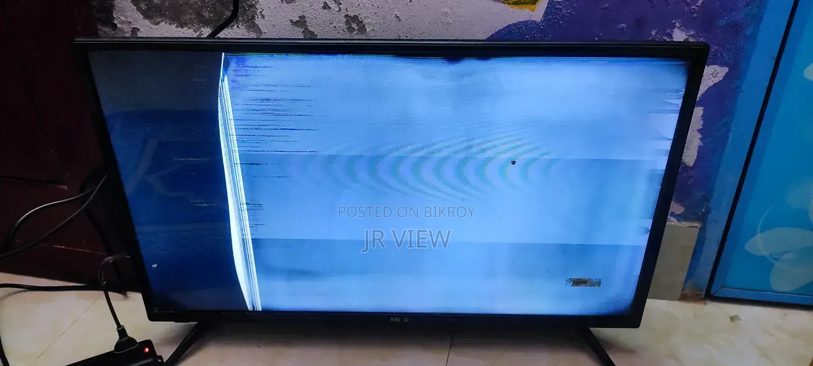 ৩২ ইঞ্চি টিভি ডিসপ্লে ব্রোকেন
