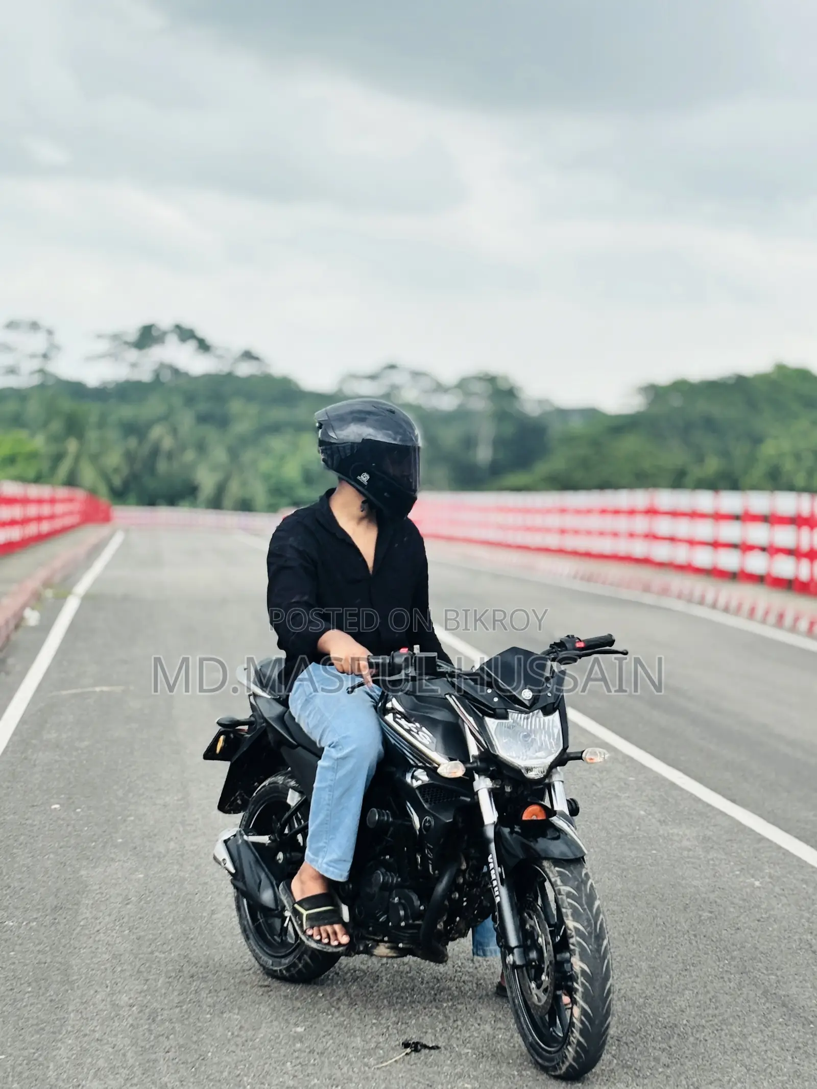 ইয়ামাহা এফজেডএস ভি২ ২০২৫ ব্ল্যাক