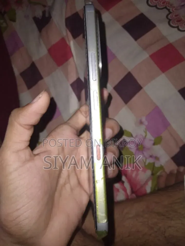 নতুন ইনফিনিক্স হট ৭০ ১২৮ জিবি কমলা