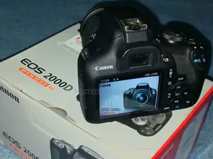 Canon 2000D Full HD Wi-Fi DSLR + Kit Lens