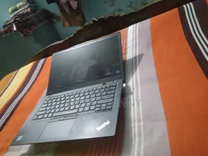 Laptop Lenovo ThinkPad T490s 16GB Intel Core i5 SSD 256GB