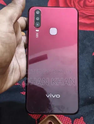 Vivo Y17 256 GB Red