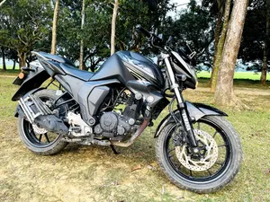 যামাহা এফজেডএস ভি২ ২০২৩ ব্ল্যাক
