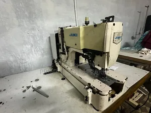 Juki Buttonhole Machine