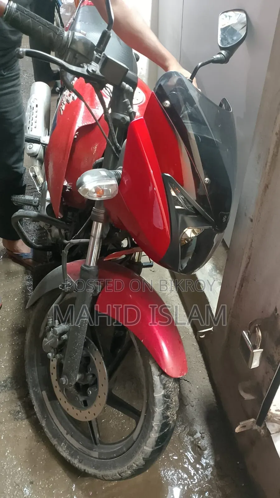 Bajaj Pulsar 150 2012 Red