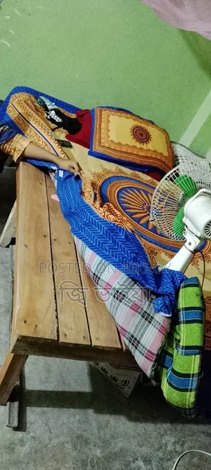 ডাবল খাট বিক্রির জন্য