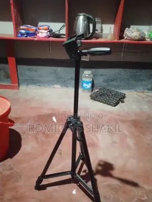 Camera / Stand / M11