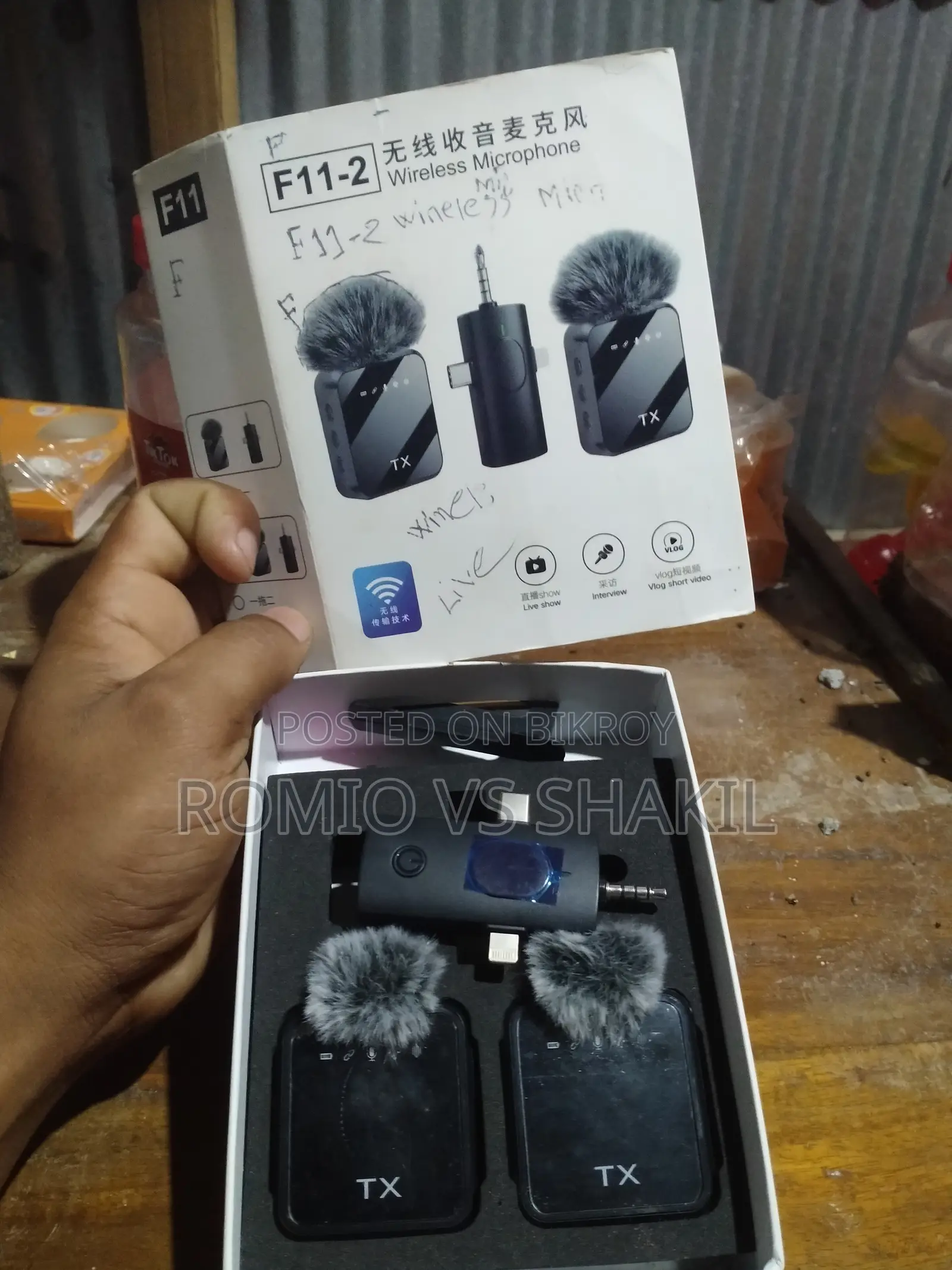 Camera / Stand / M11