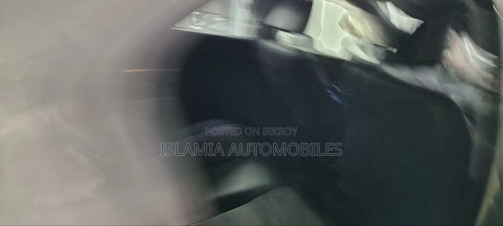 Toyota HiAce 2021