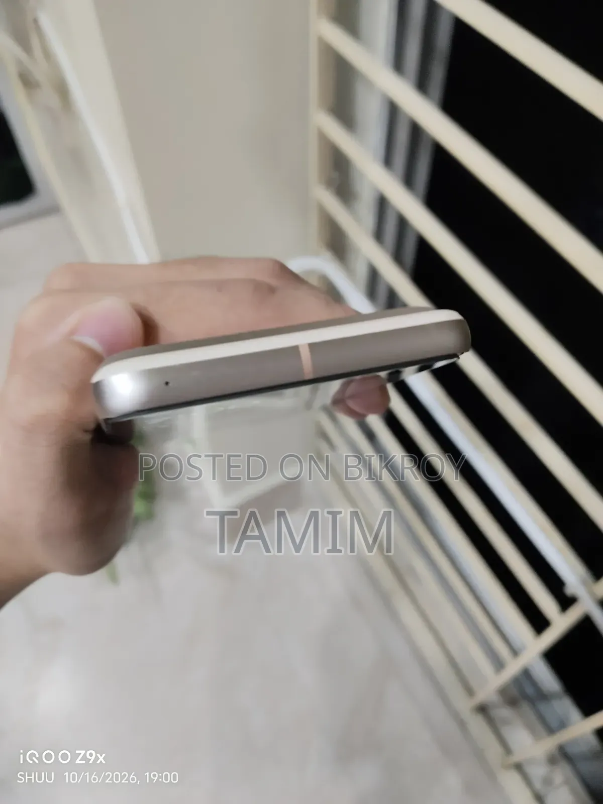 গুগল পিক্সেল ৮ ১২৮ জিবি গোলাপি