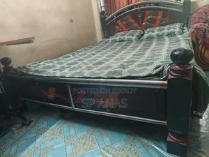 Bed / Cot