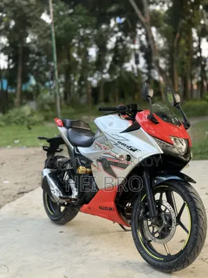 Suzuki Gixxer SF 2024 Orange