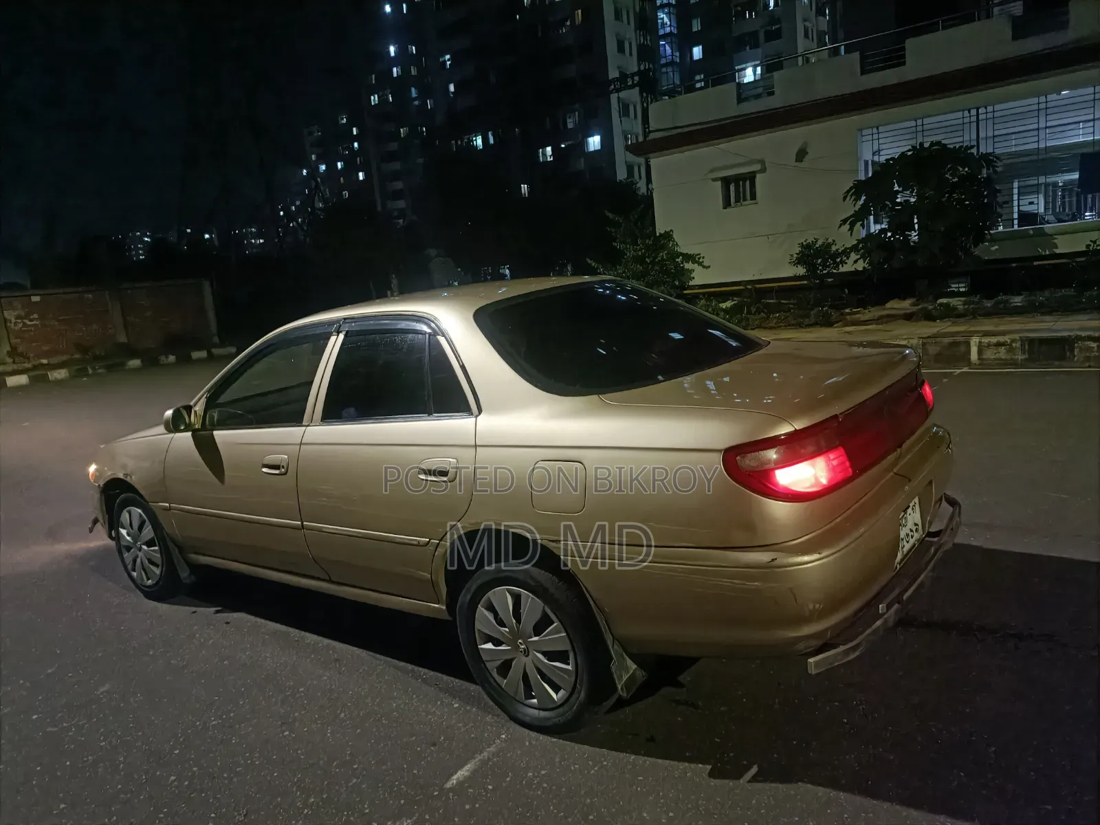 Toyota Carina 1994 Gold