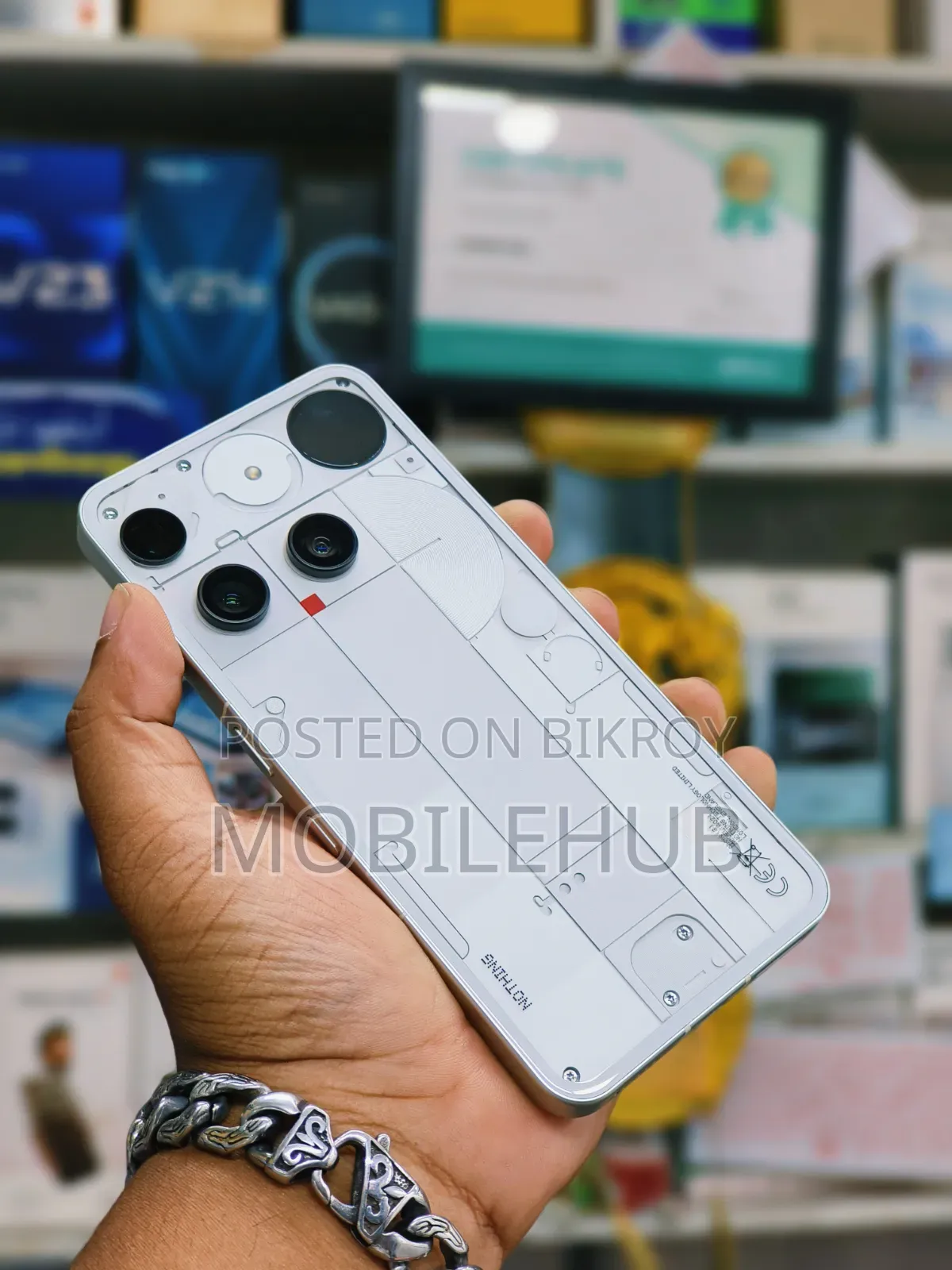 নাথিং ফোন ৩ ২৫৬ জিবি হোয়াইট
