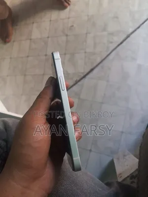 অ্যাপল আইফোন ১২ ১২৮ জিবি হোয়াইট