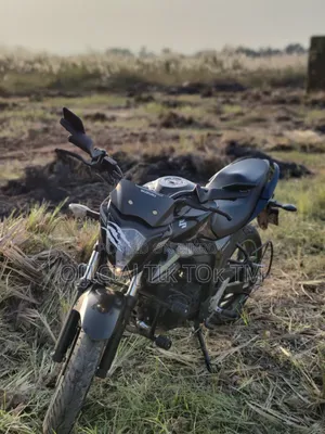 New Suzuki Gixxer 2025 Black