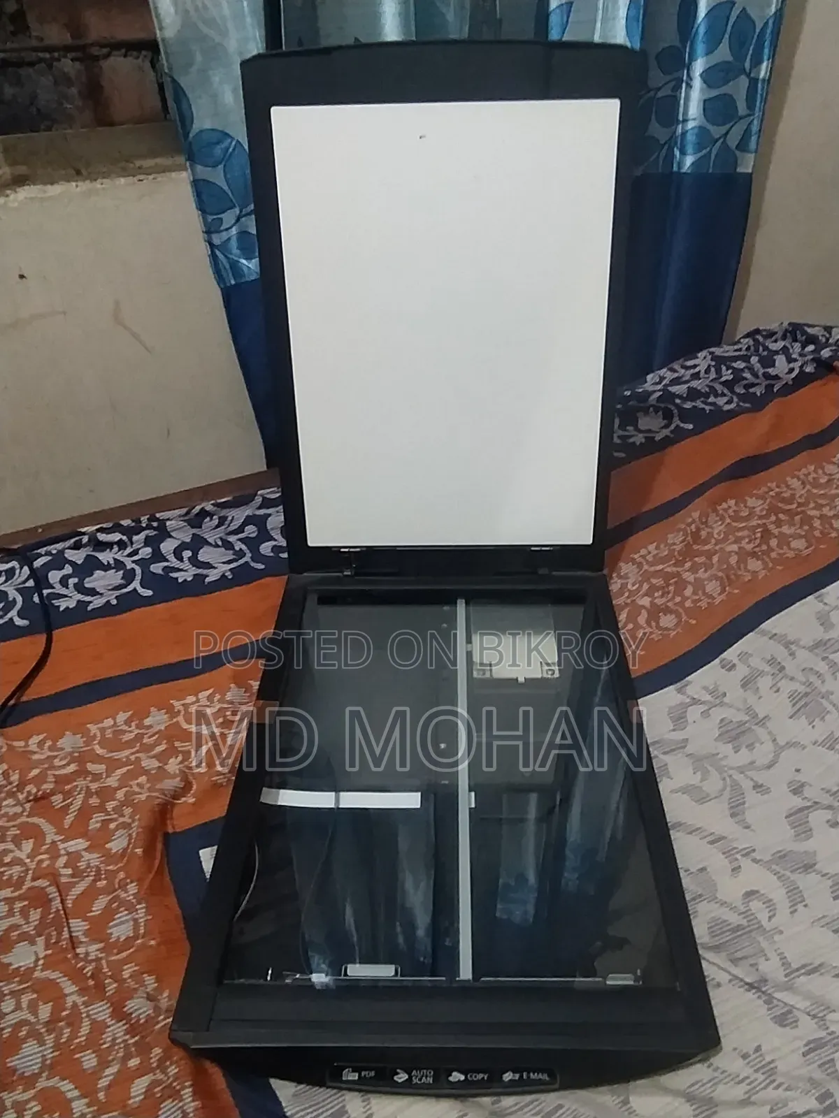 Portable Scanner Model Lide 110